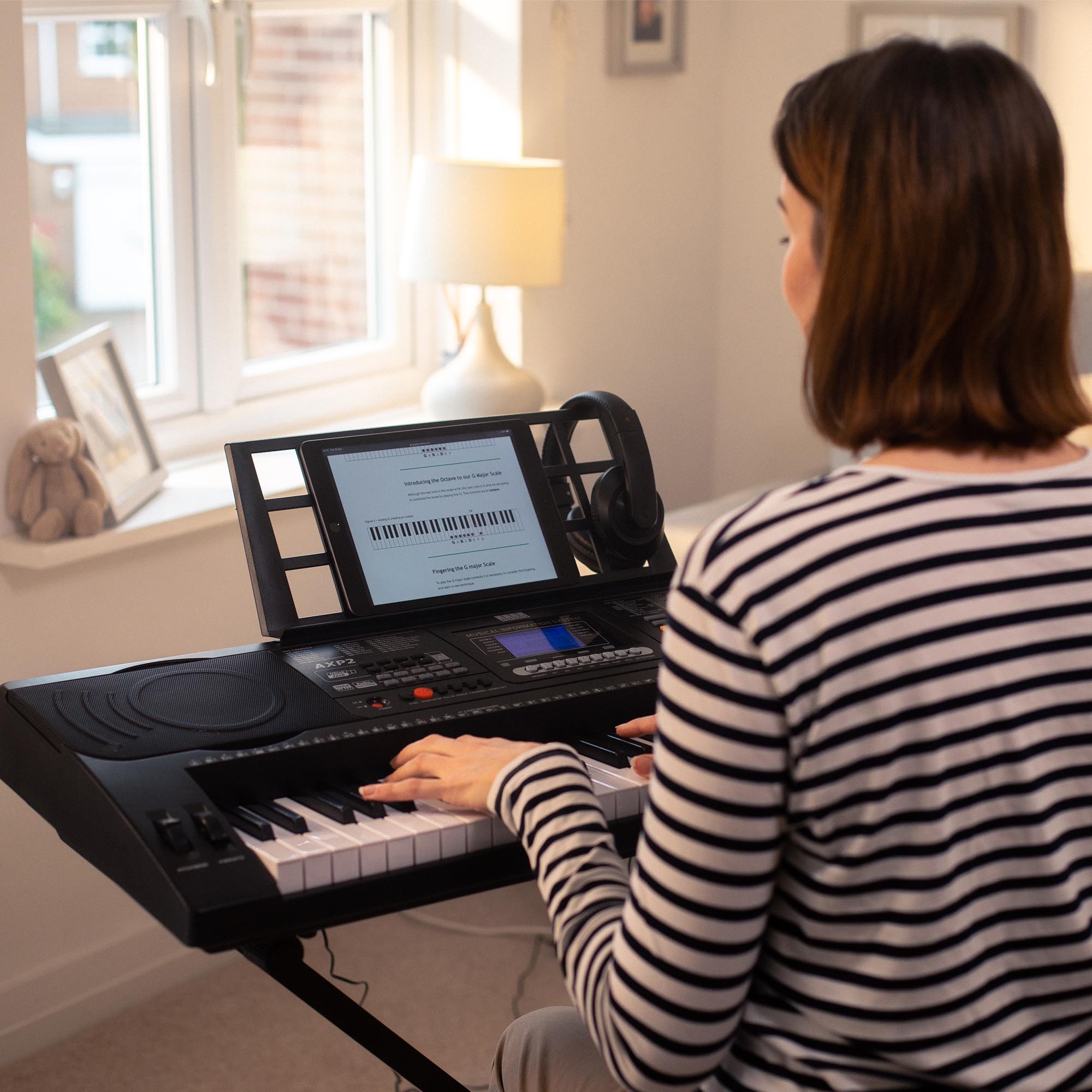 Axus AXP2 Electronic Keyboard Pack