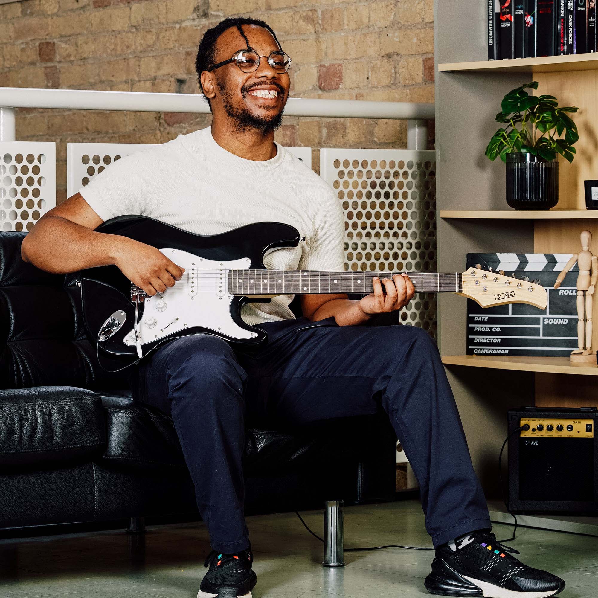 3rd Avenue Full Size Electric Guitar Pack with Amp